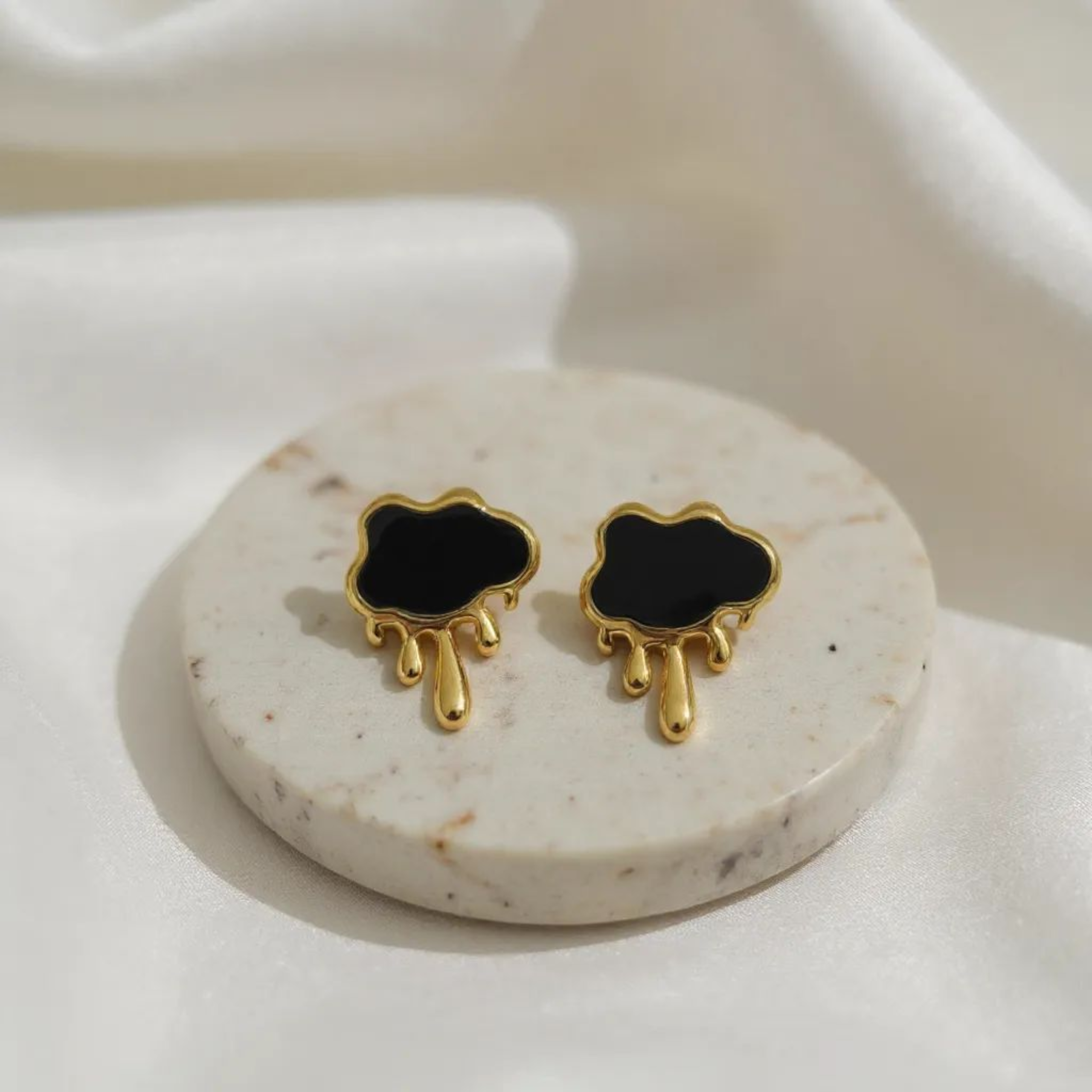 Raindrop Cloud Black 18K Gold Plated Studs