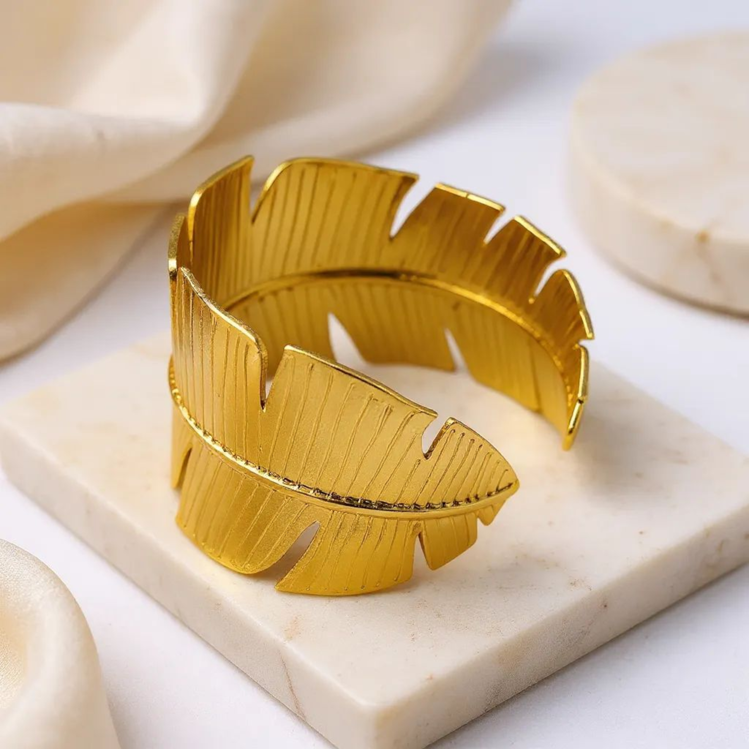 Premium Leaf 18K Gold Plated Handcuff