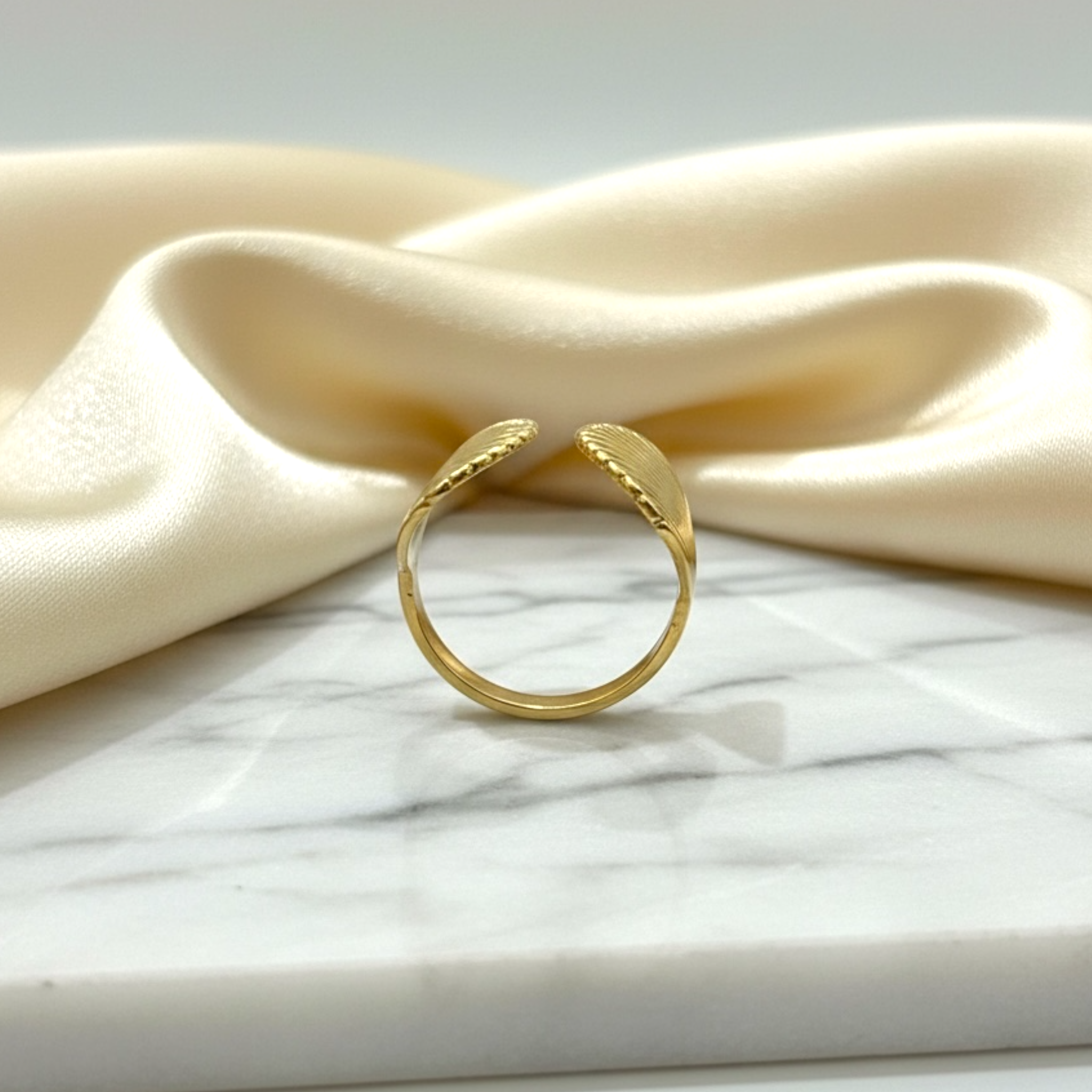SeaShell 18K Gold Plated Ring (Adjustable)
