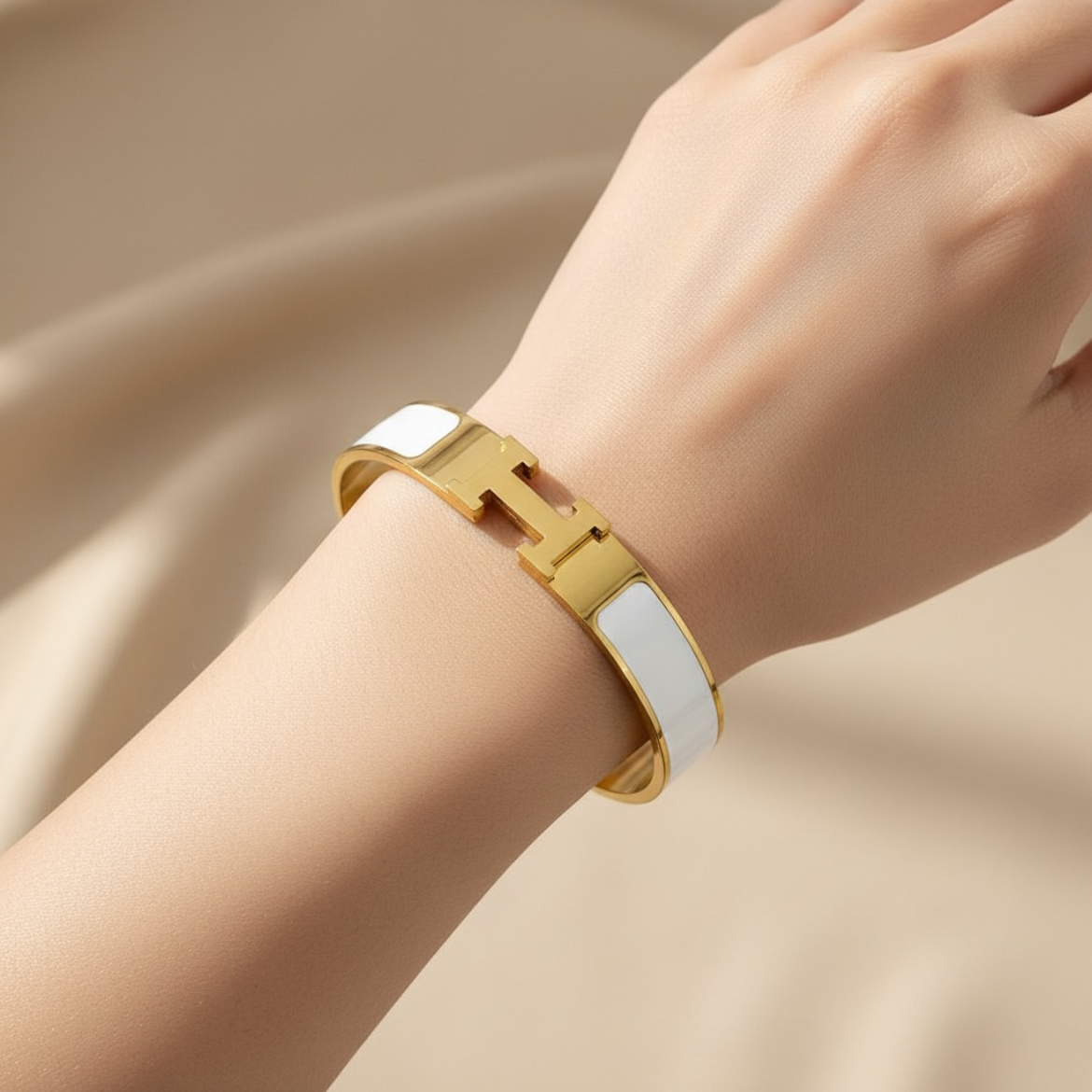 White Minimal 18K Gold Plated Handcuff