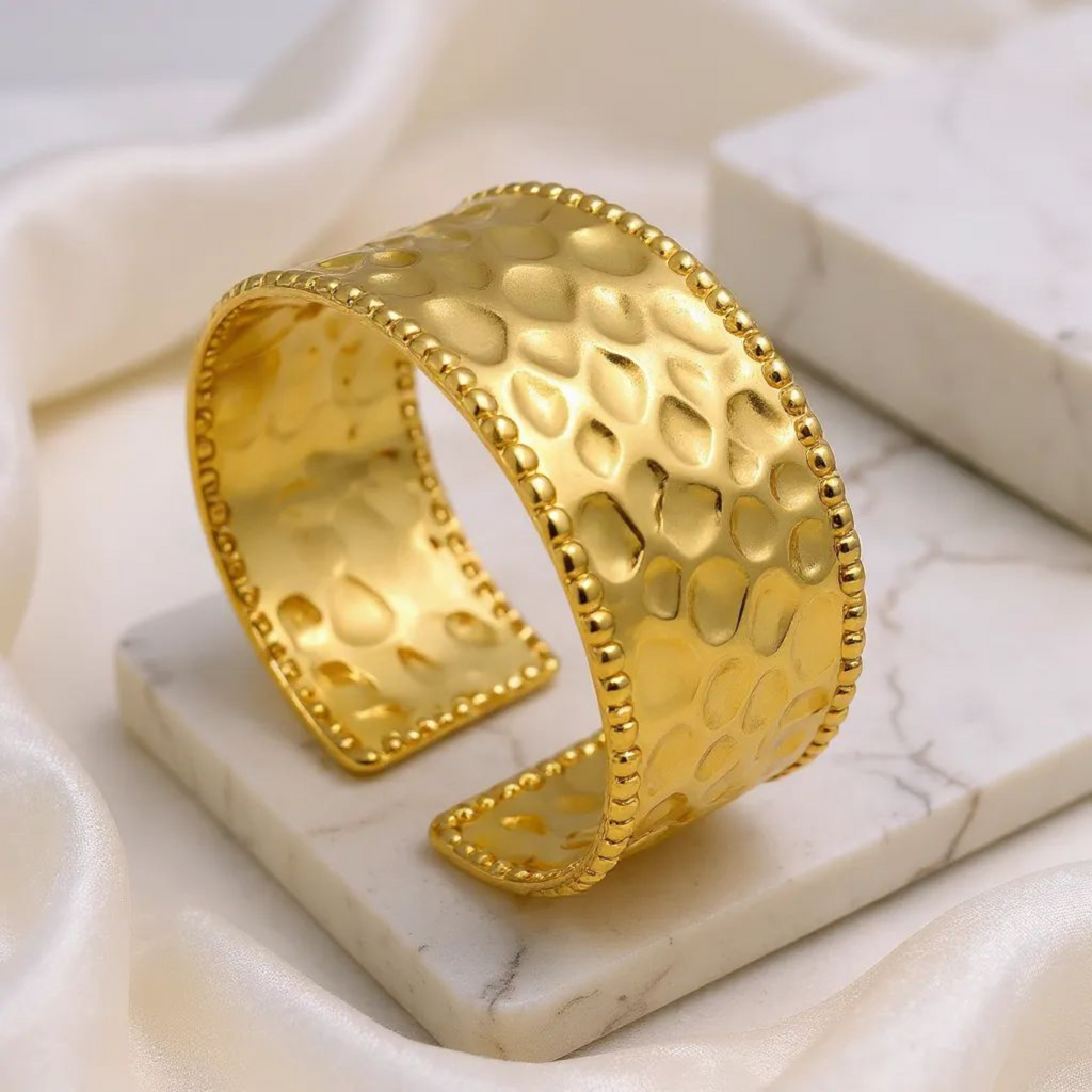 Luxury Textured 18K Gold Plated Handcuff