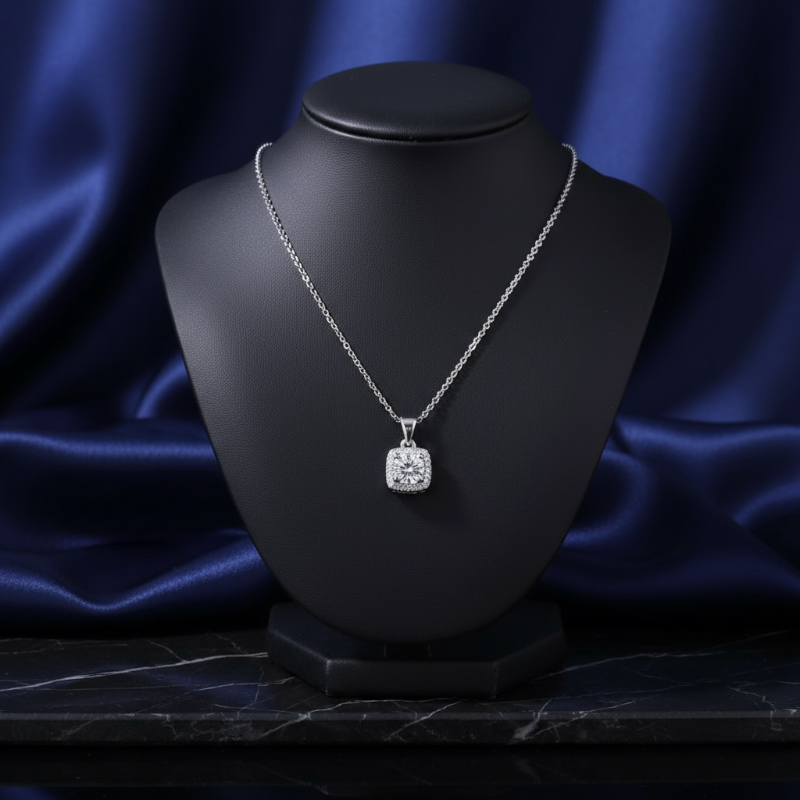 Gleemstone Silver Plated Necklace