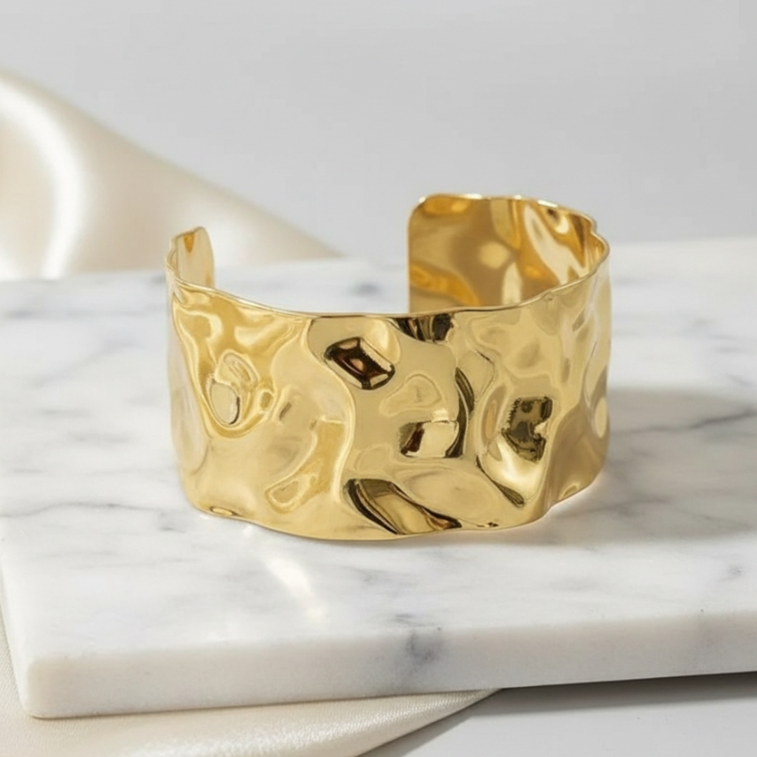 Ripple Shine 18K Gold Plated Handcuff