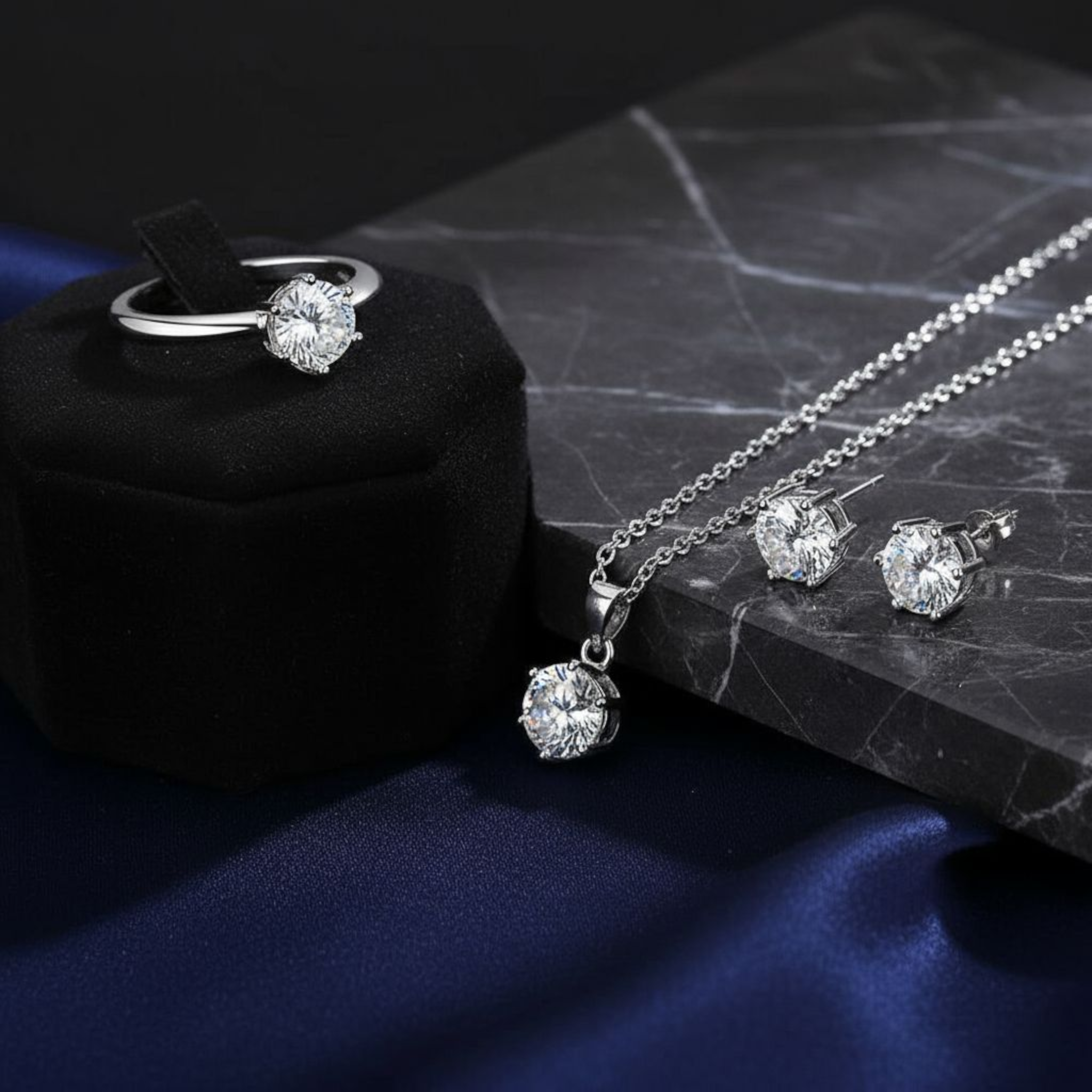 Diamond Halow Silver Plated Set